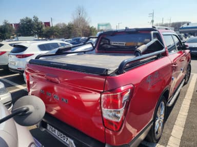 Rexton Sports Khan