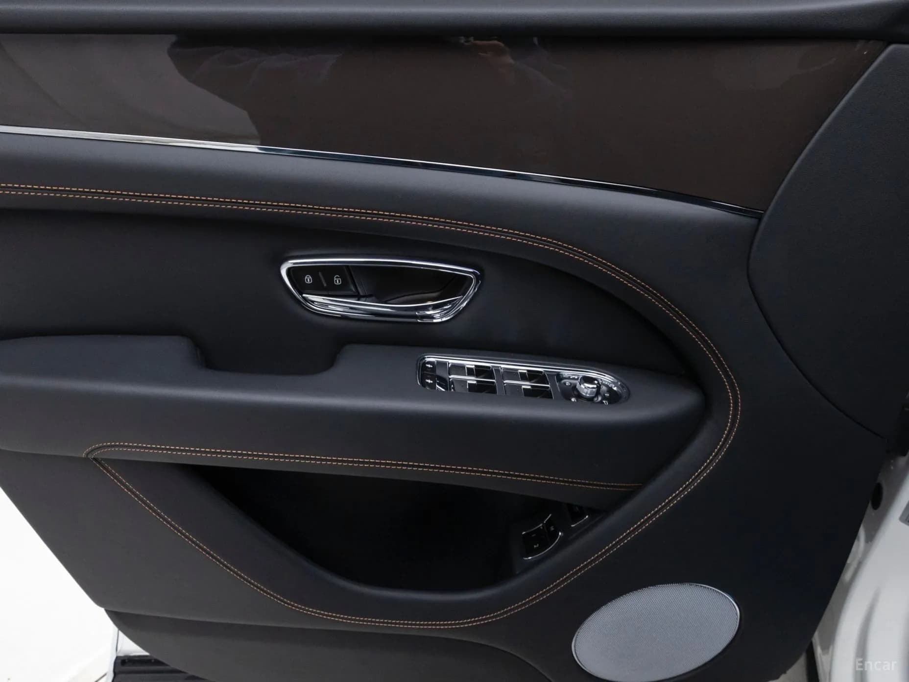 Bentayga