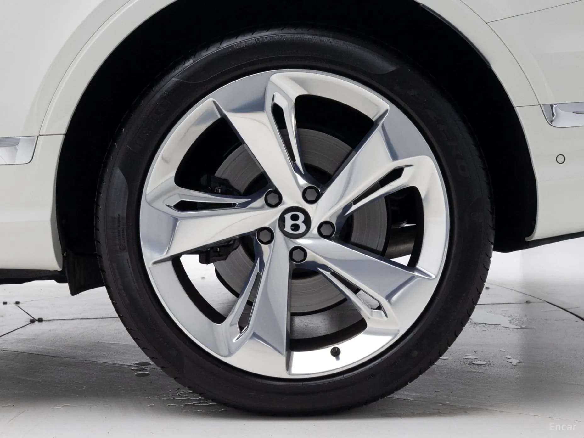 Bentayga