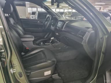 Rexton Sports Khan