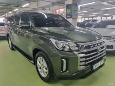 Rexton Sports Khan