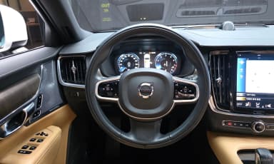 V90 Cross Country
