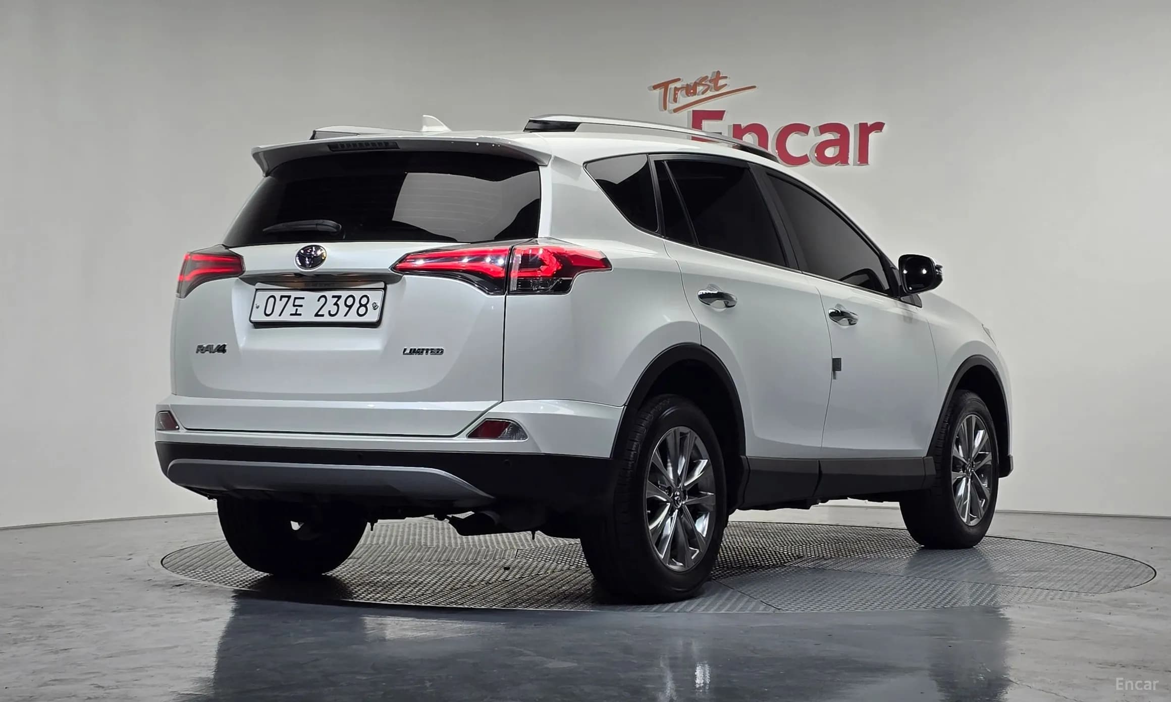 RAV4