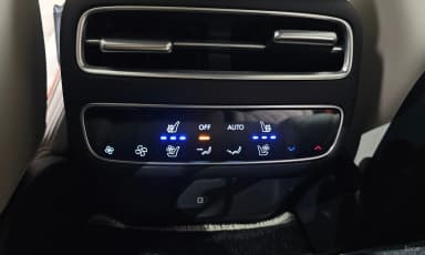 GV70