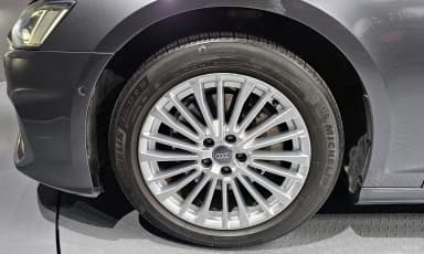A6 (C8)