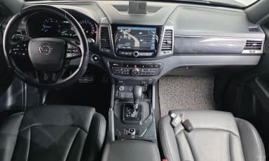Rexton Sports Khan