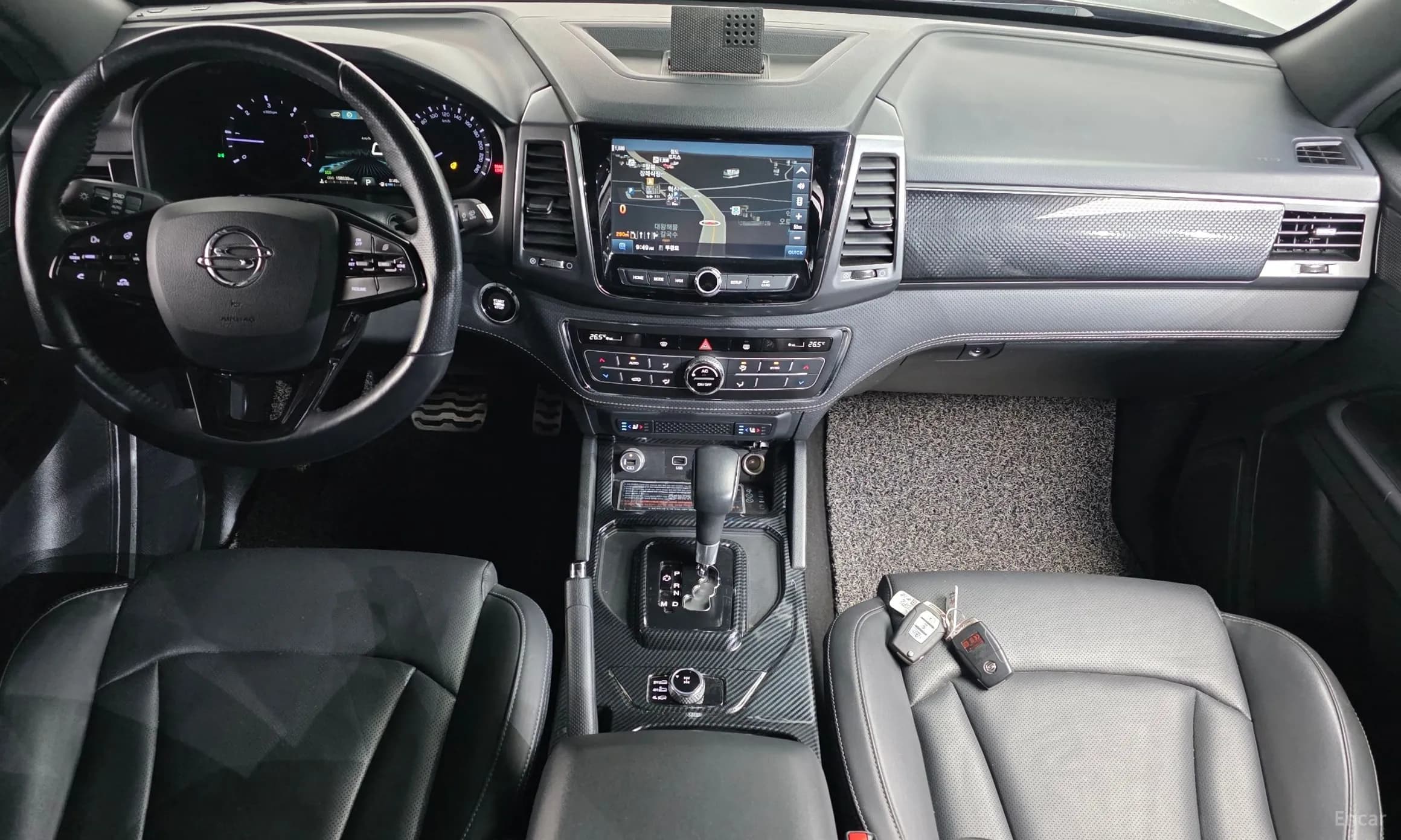Rexton Sports Khan