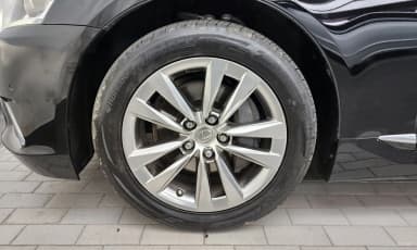 LS460