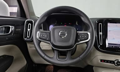 XC40