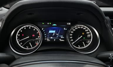 Camry (XV70)
