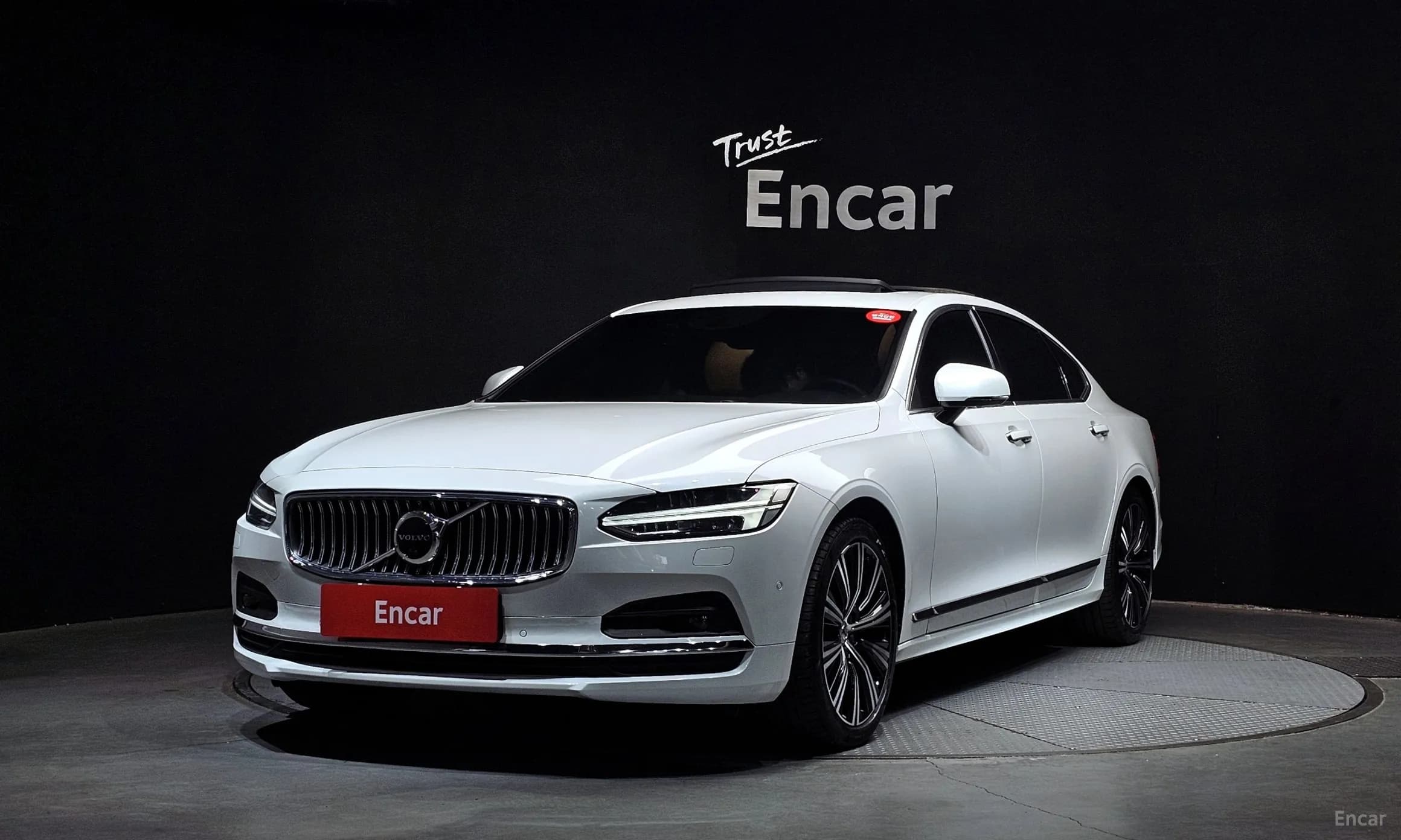 S90