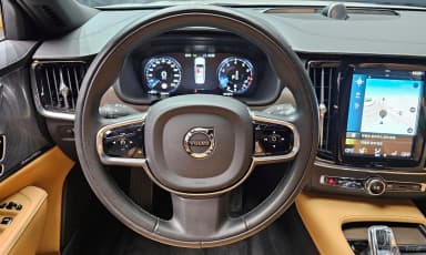 S90
