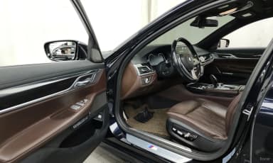 7 Series (G11)
