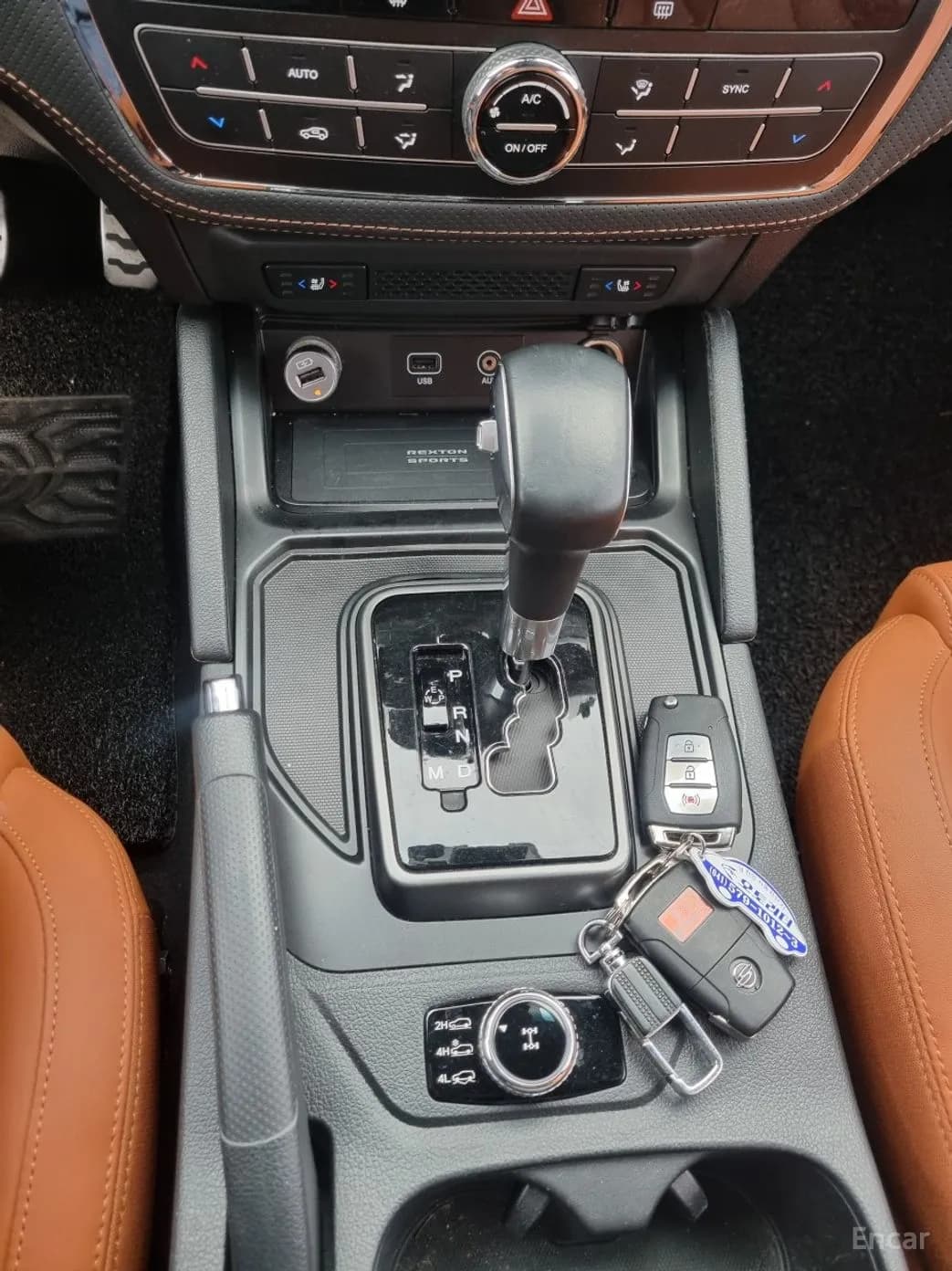 Rexton Sports Khan