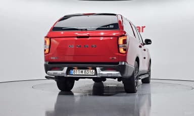 Rexton Sports Khan