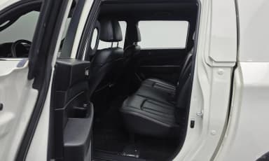 Rexton Sports Khan