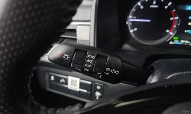 Rexton Sports Khan