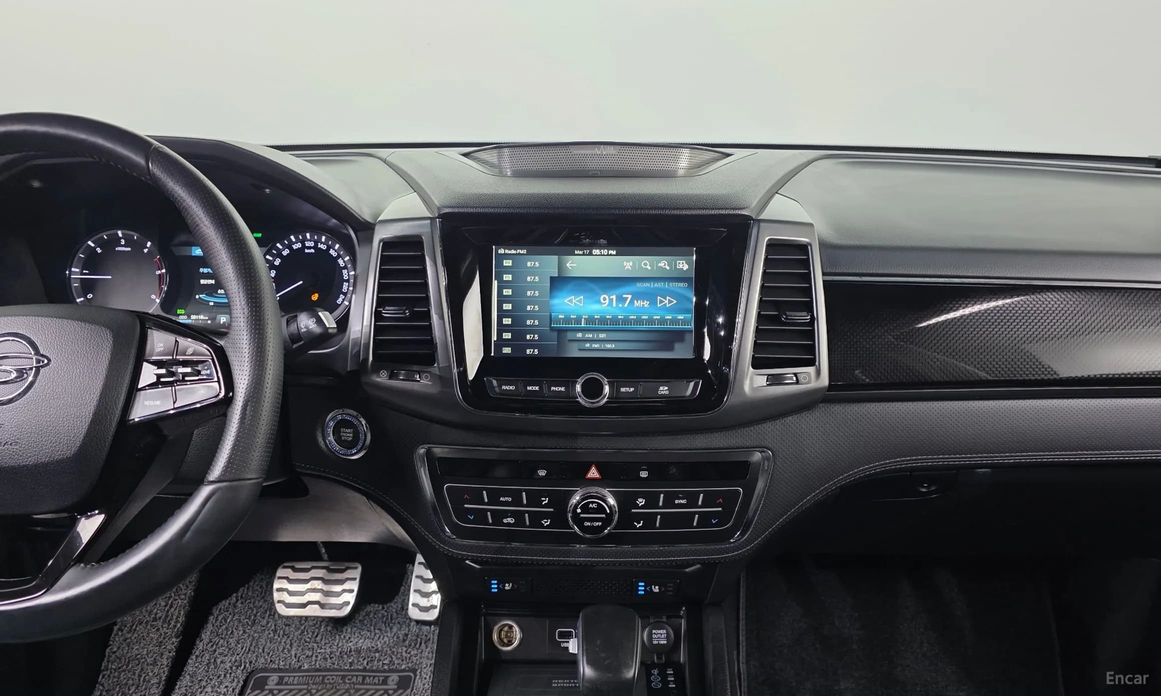 Rexton Sports Khan