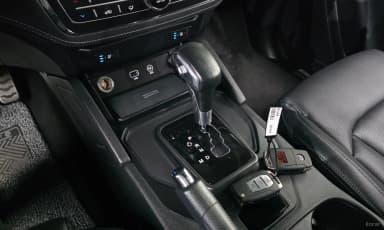 Rexton Sports Khan