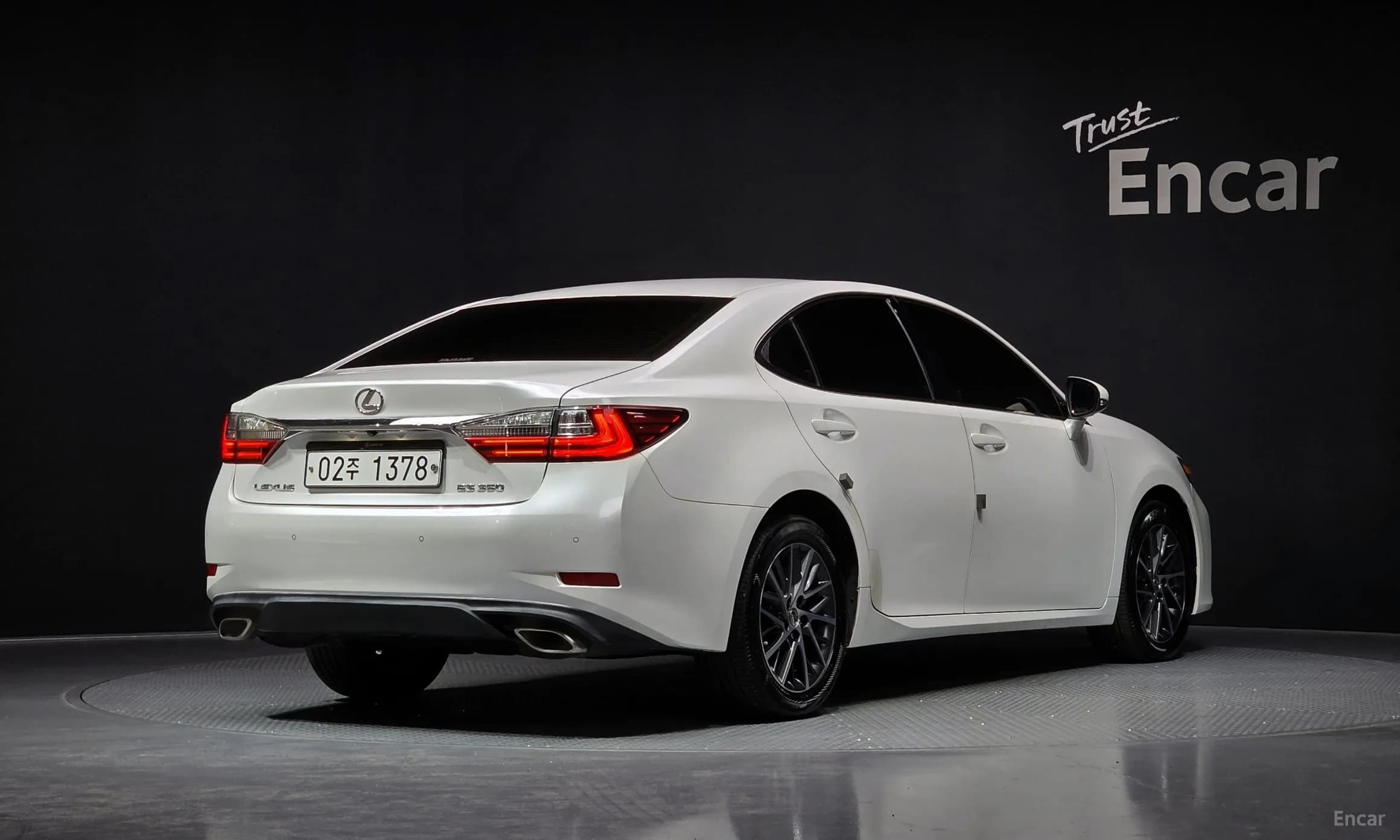 New ES350