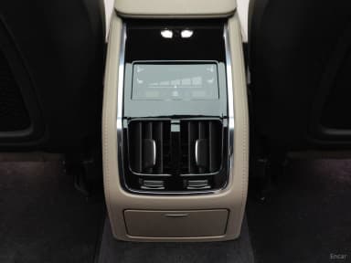 S90