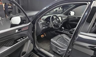 G4 Rexton