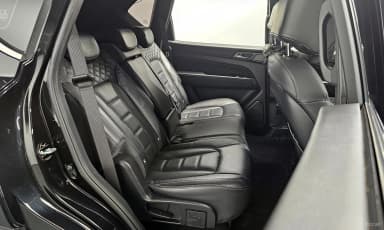 G4 Rexton