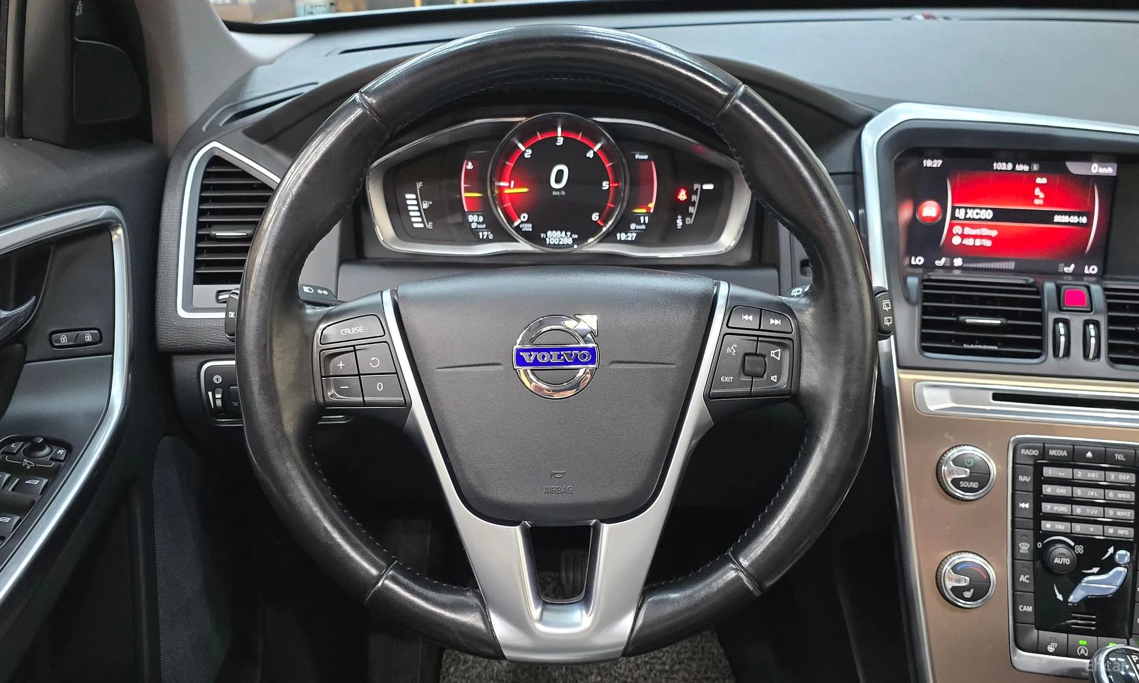XC60
