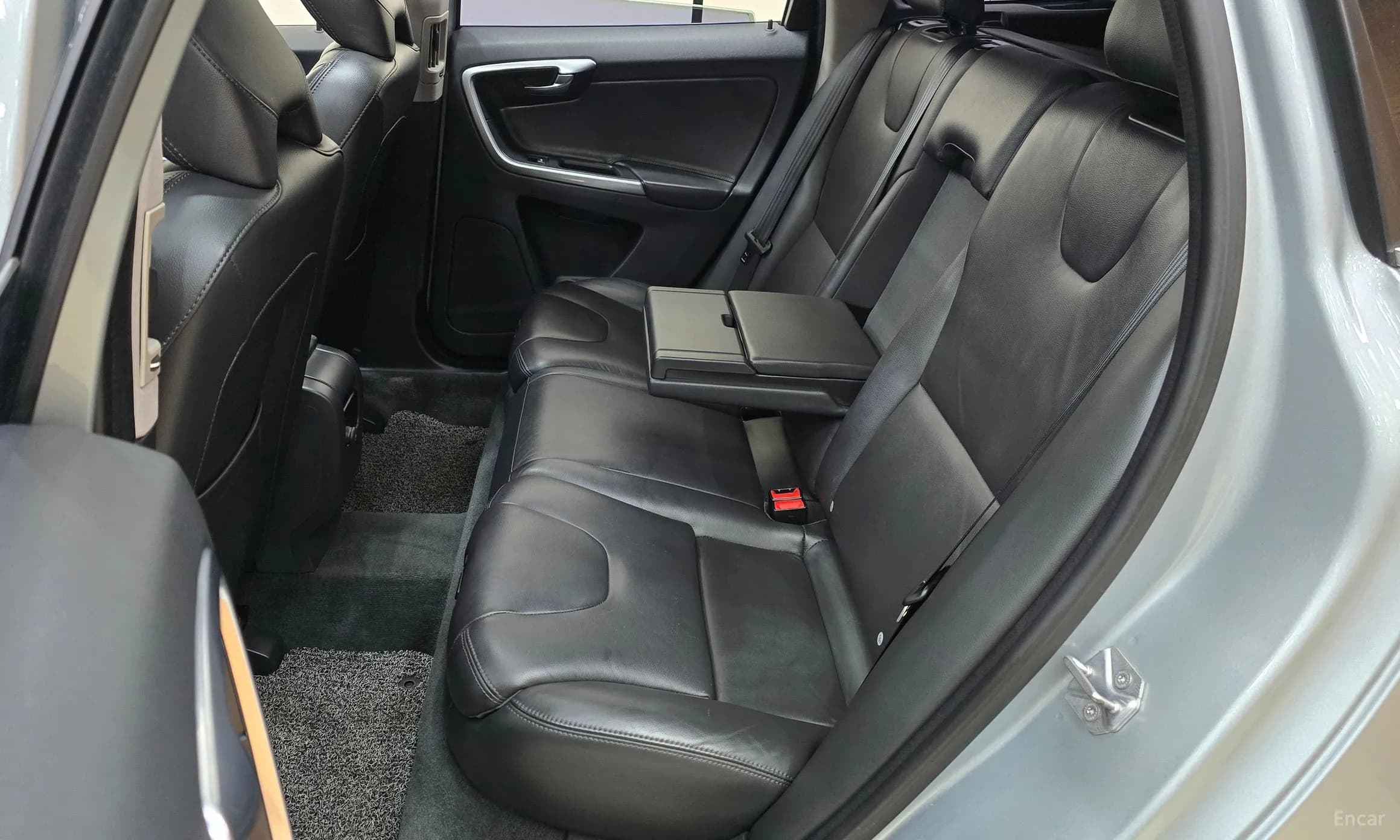 XC60