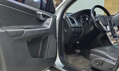 XC60