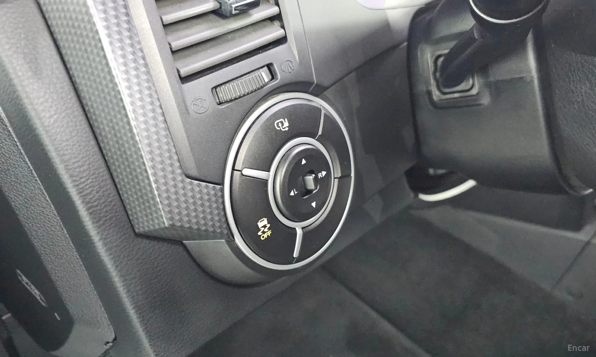 Korando Sports