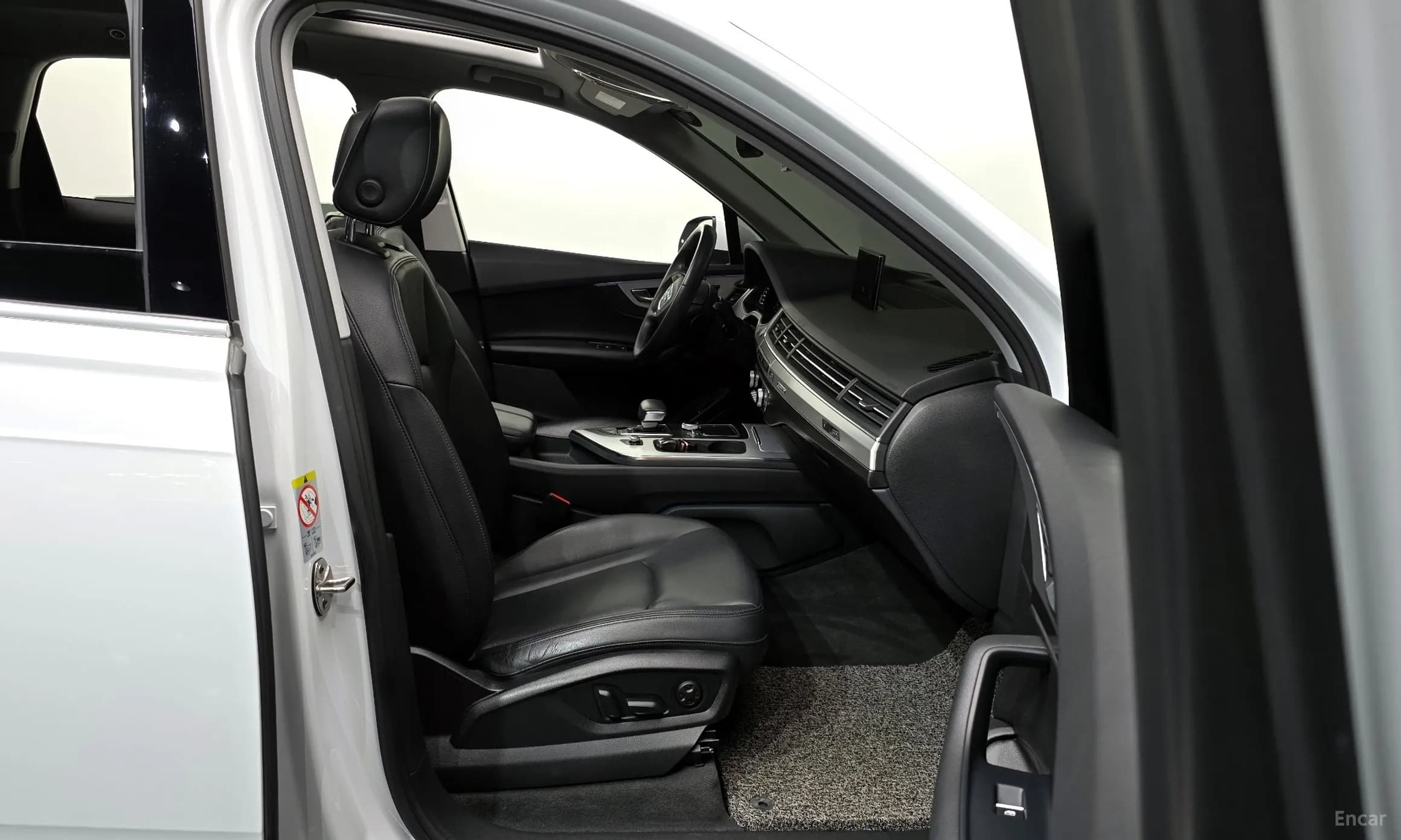 Q7 (4M)