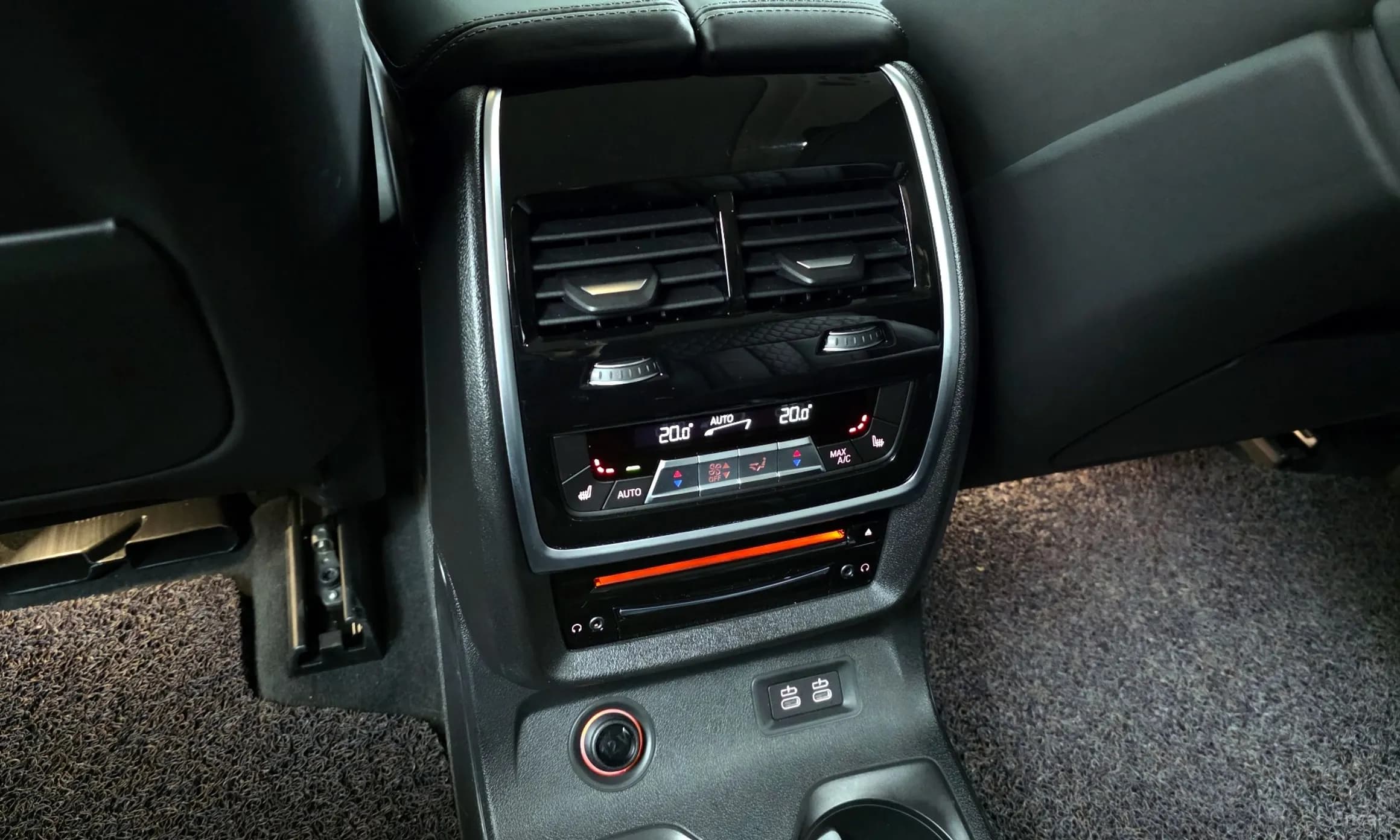 X7 (G07)