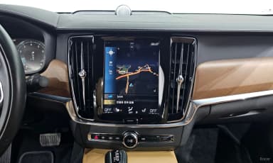 S90