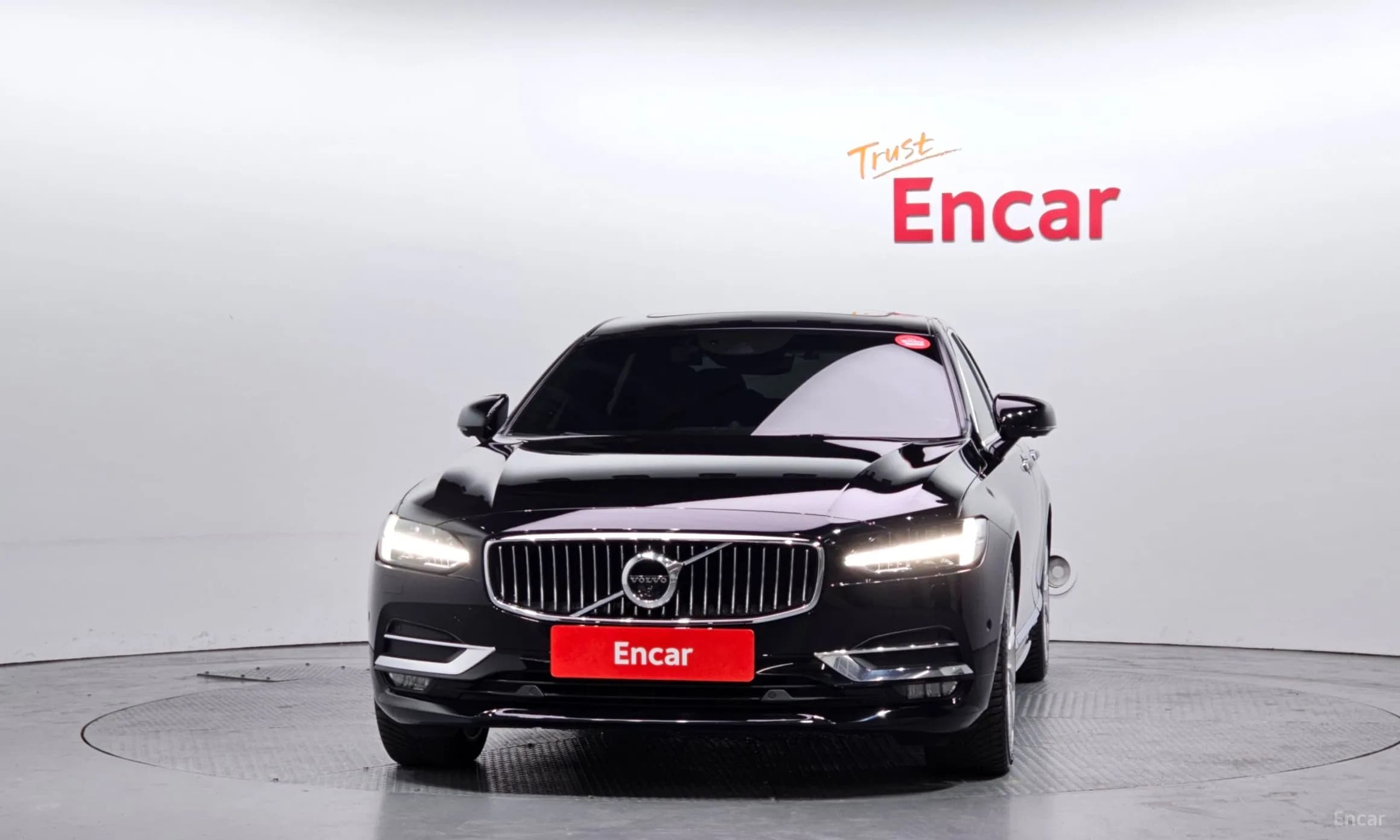 S90