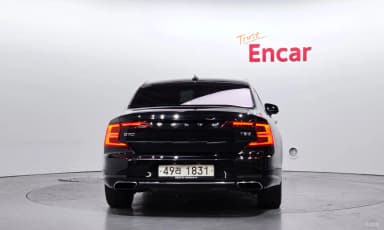 S90