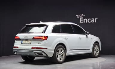 Q7 (4M)