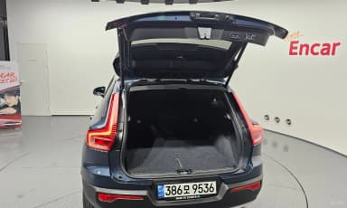 XC40