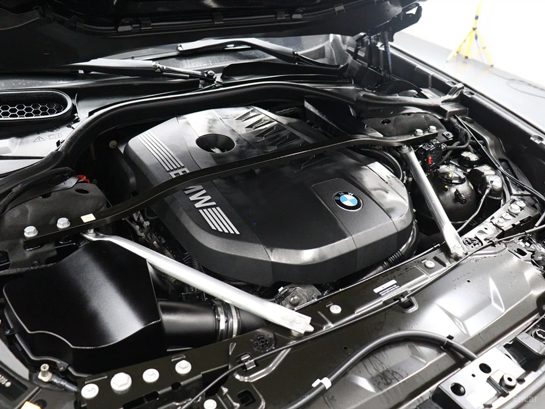 7 Series (G70)