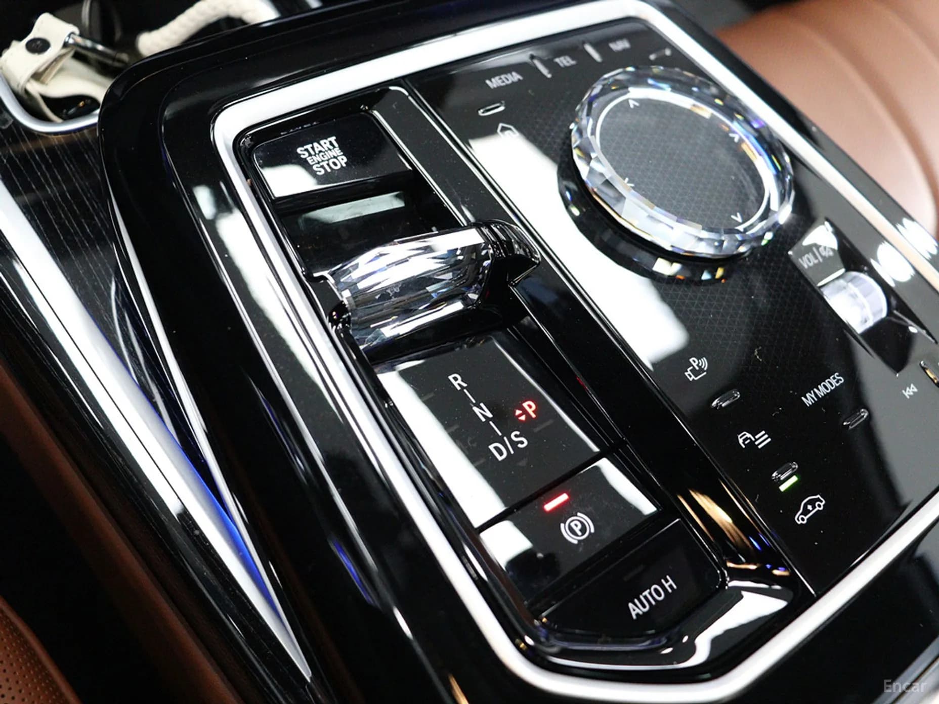 7 Series (G70)