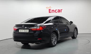 New ES300h