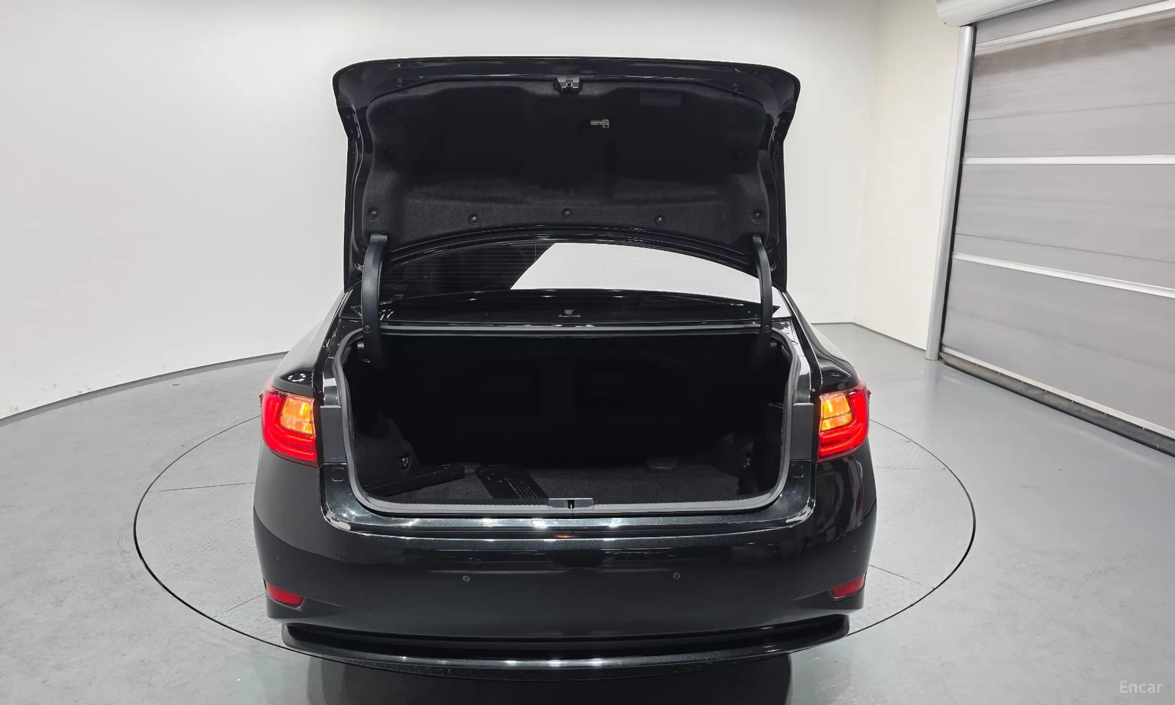 New ES300h