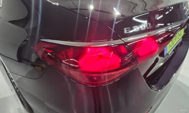 E-Class W214