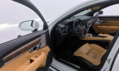 S90