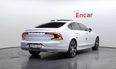 S90