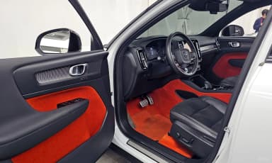 XC40