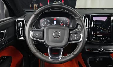 XC40