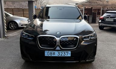 iX3