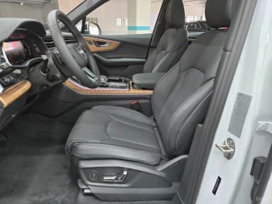 Q7 (4M)