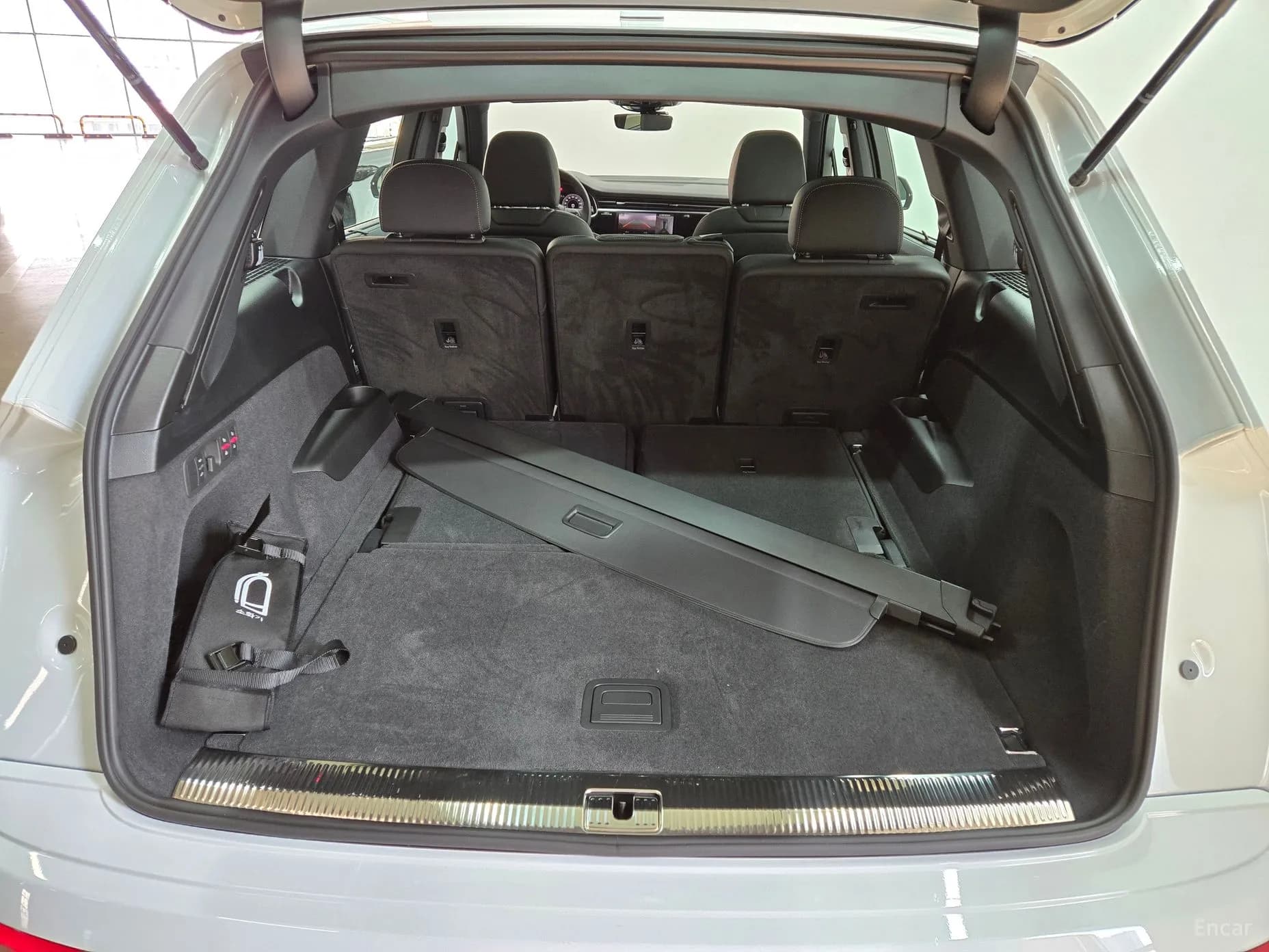 Q7 (4M)